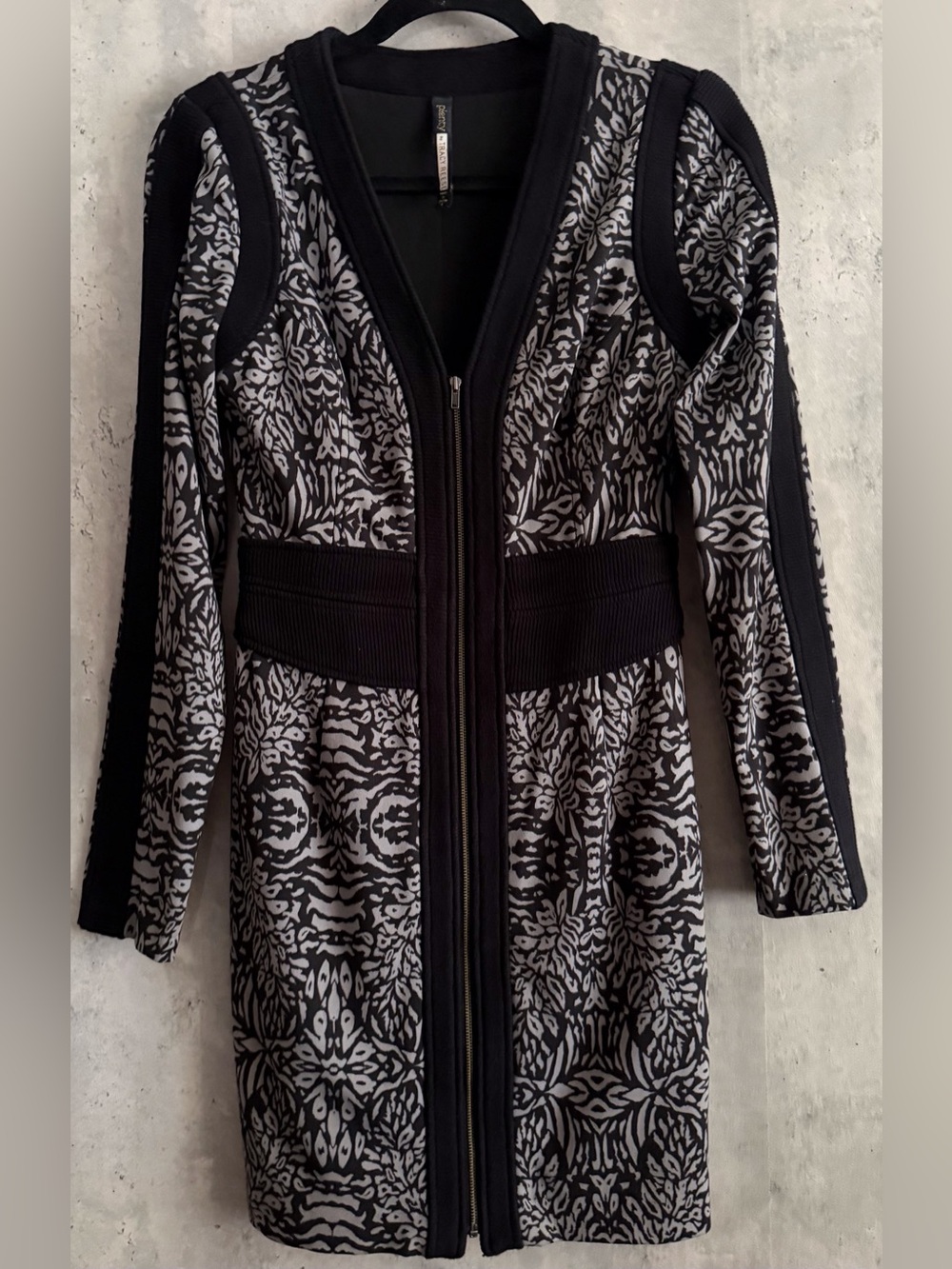 Plenty by Tracy Reese Blk Gray GraphicPanel Zip Up Stretch Knit Jersey Dress Sz4